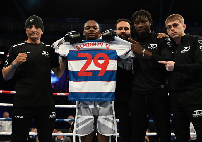 Dream debut! Dhliwayo shines at the O2 Jermaine Dhliwayo debut - credit-Philip Sharkey