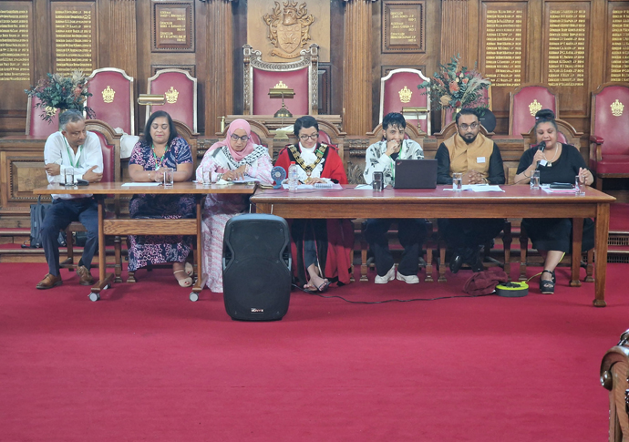 Mayor sees ‘my story’ in footie play South Asian Heritage Month 20240730_174224