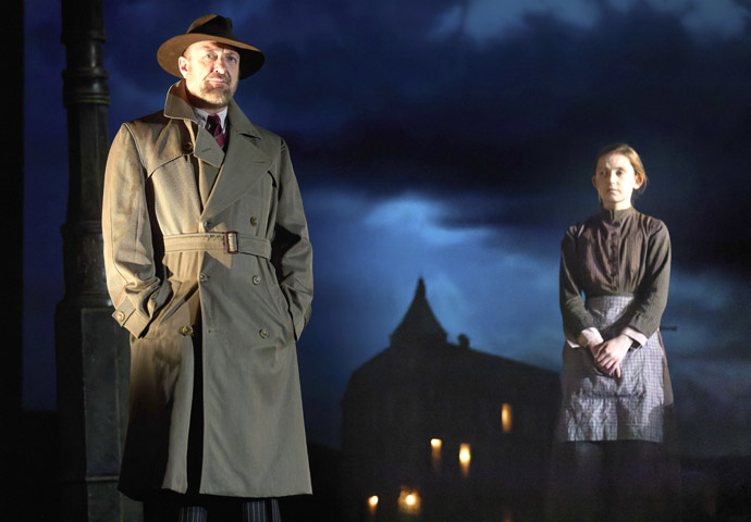 Review: An Inspector Calls, Alexandra Palace Theatre Theatre_An Inspector Calls 2024. Tim Treloar (Inspector Goole) and Alice Darling (Edna). Photo by Mark Douet (2)