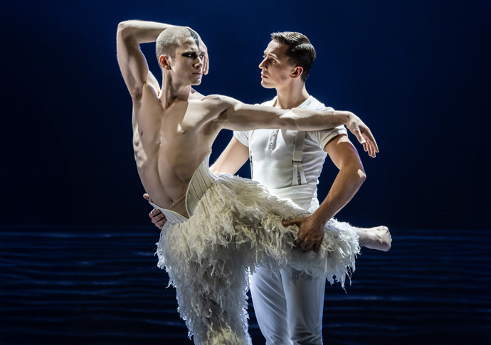 SWANLAKE by Bourne