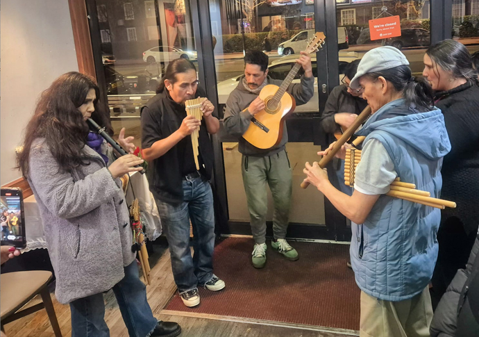 Bolivian musicians at The Titanic Cafe for Fredi Rivero