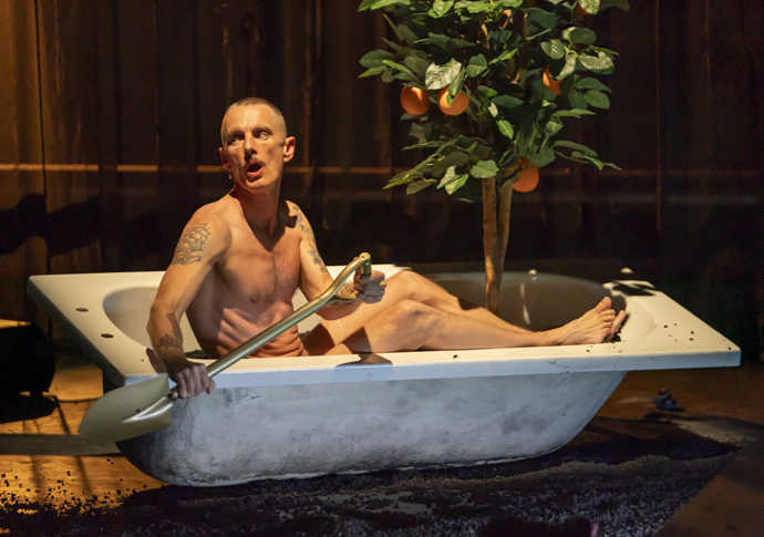 Review: Showmanism, at Hampstead Theatre Dickie Beau, Showmanism, Hampstead Theatre