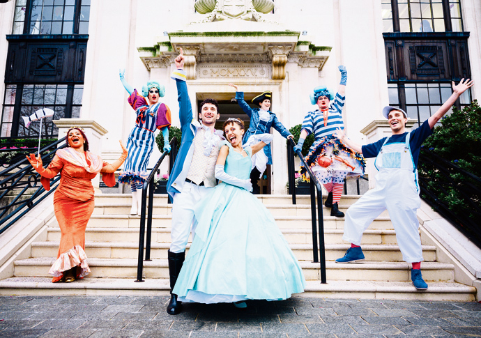 Theatre wants to give 2,000 panto tickets to children (oh yes it does!) Panto _CFP6327