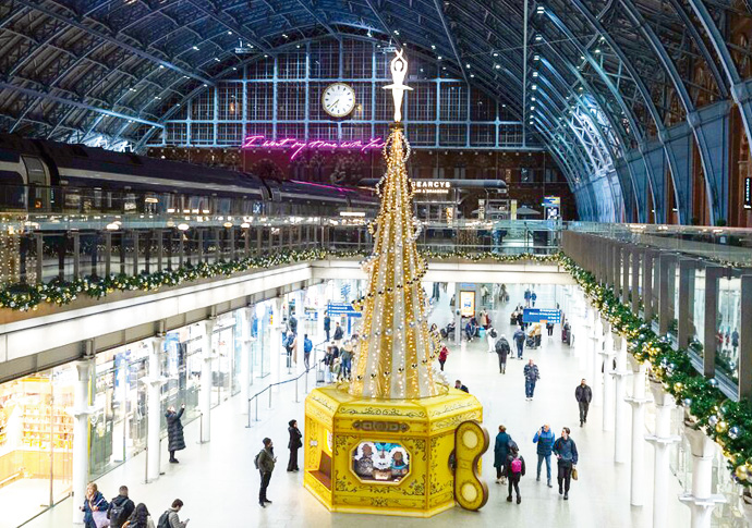 St_Pancras_x_GOSH_Cchristmas_tree_005_3
