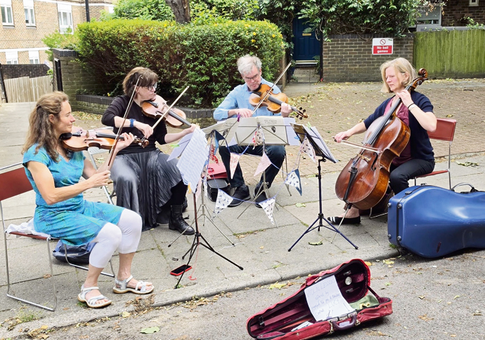 Flock’n’roll stars at party for farm! Caledonian string quartet