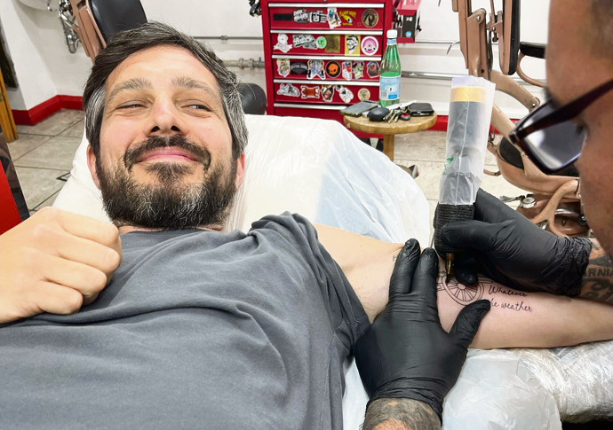 Now Gunners fans have skin in the game… Matthew Richmond at Flamin Eight tattoo