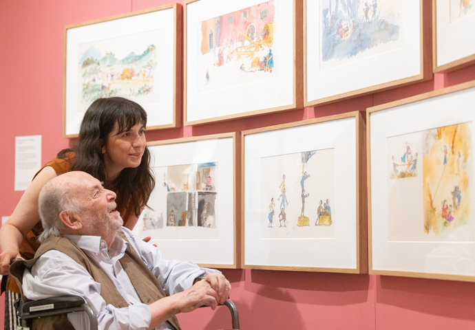 New gallery is picture perfect! Quentin Blake and Artist Director Olivia Ahmad view works in Quentin Blake Performance at the Quentin Blake Centre for Illustrat