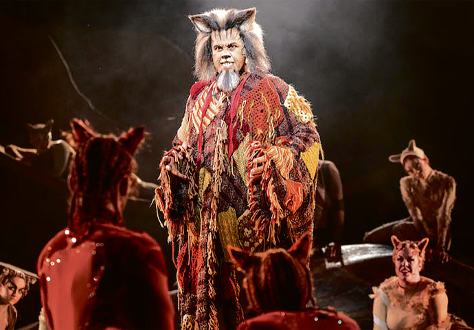 Revew: Cats, Regent’s Park Open Air Theatre Cats_Gary Wilmot photo Mark Senior