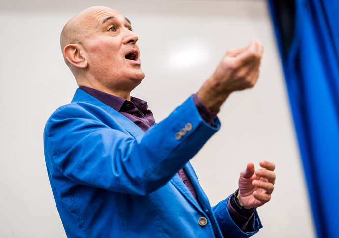 Professor Jim Al-Khalili iop_leicester_lecture_160118-1053