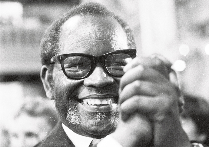 Discovering our past through walks in the streets around us OlivierTambo1983_credit Rob C. Croes (ANEFO)