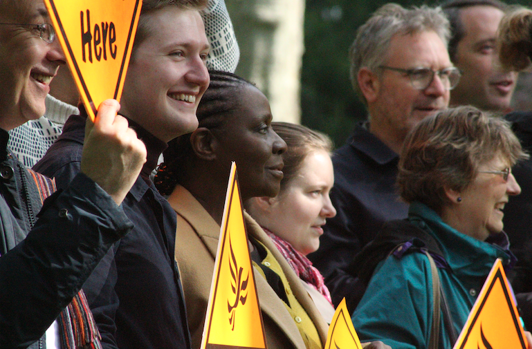 Are EU at home? Former Belgian PM backs the Lib Dems on election trail ...